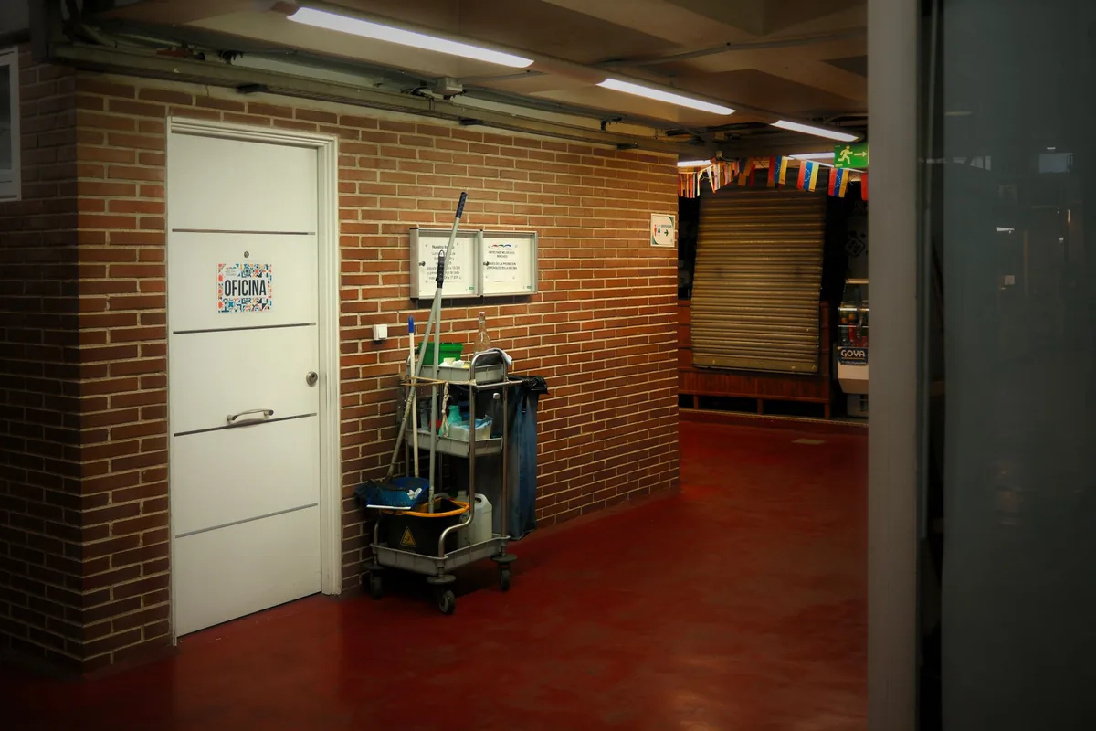 A janitorial cart in a corridor