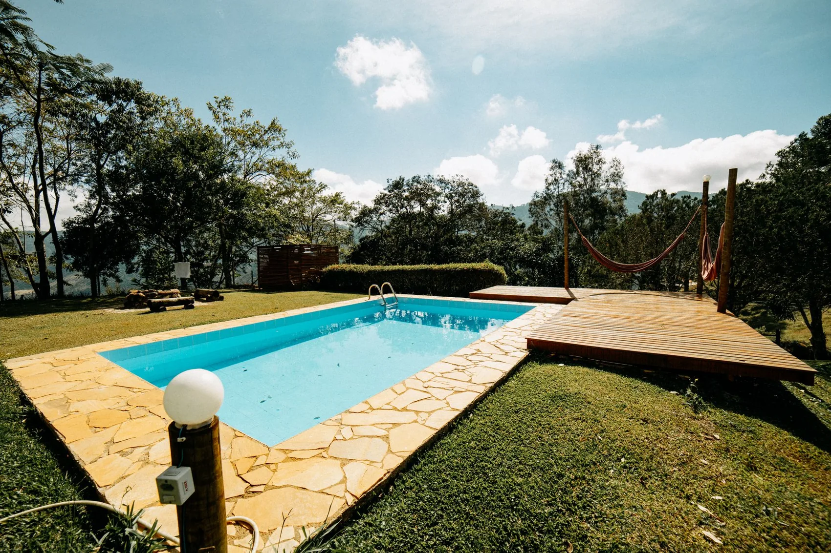 A clean residential pool in a Phoenix back yard