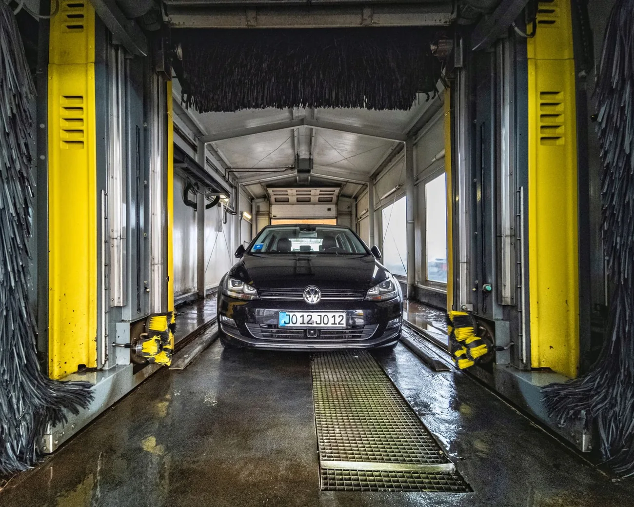 Inside the wash tunnel with the foam curtain running