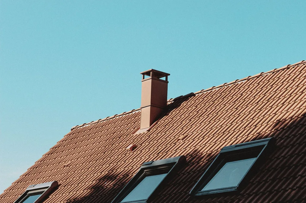 The same slope clean with the chimney visible