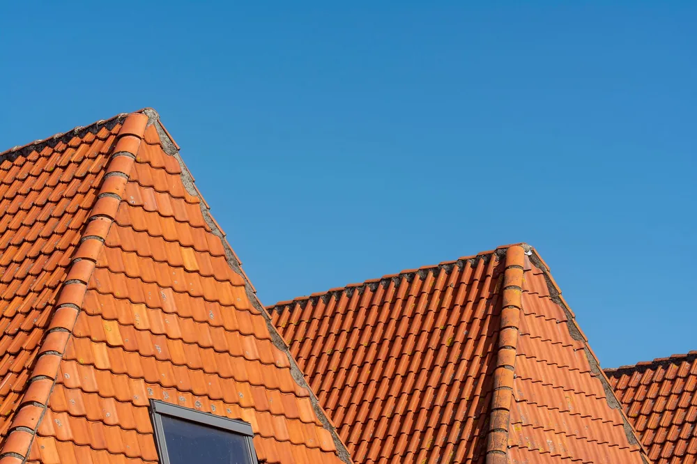 The same roof surface after treatment